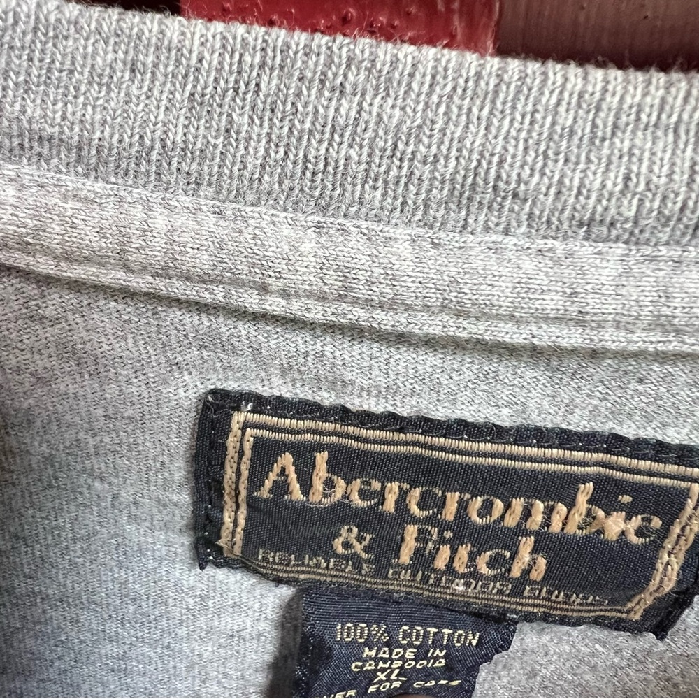 Abercrombie & Fitch 90’s Vintage Ski Club Crewneck - Picture 2 of 7